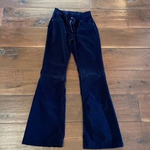 James jeans, Shay Bell, size 26 navy velvet bootleg pants